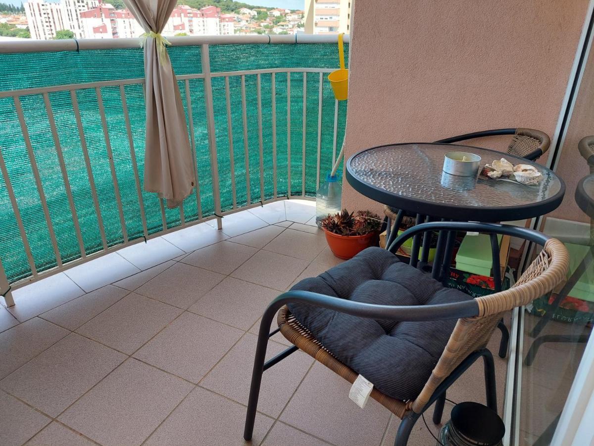 Dubravka Apartment Pula Bagian luar foto