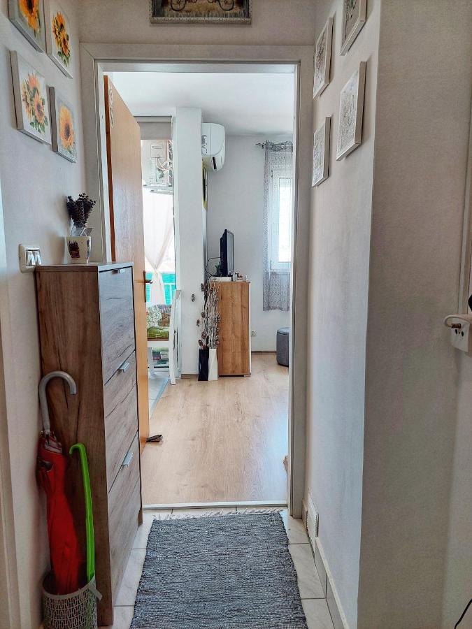 Dubravka Apartment Pula Bagian luar foto
